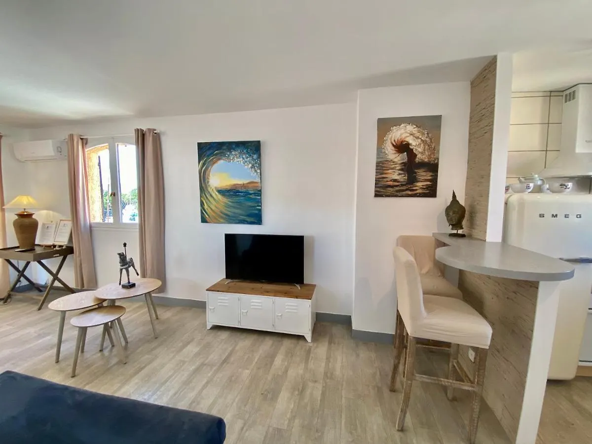 Appartamento Les marines, 2min Plage, accès direct port Cogolin